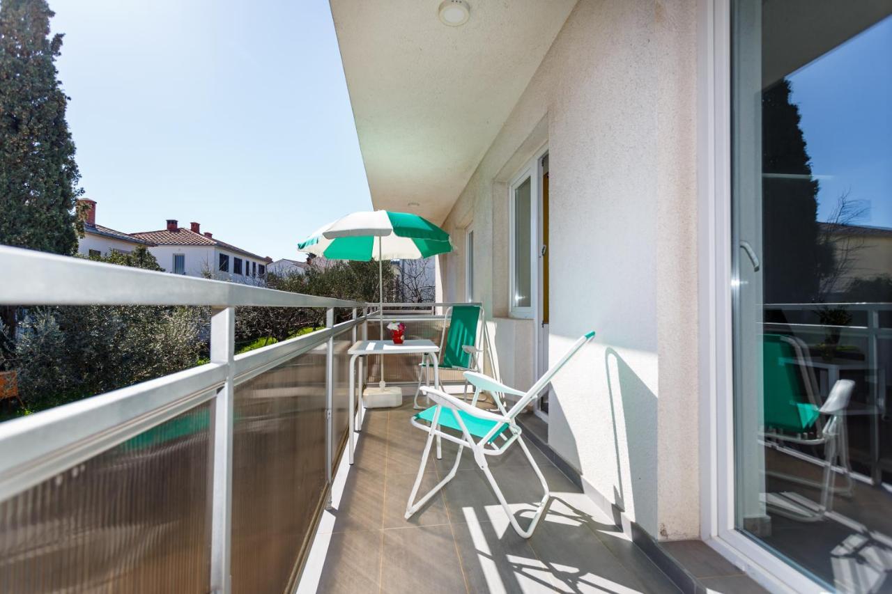 Golden Island Apartments Krk Town Exterior photo