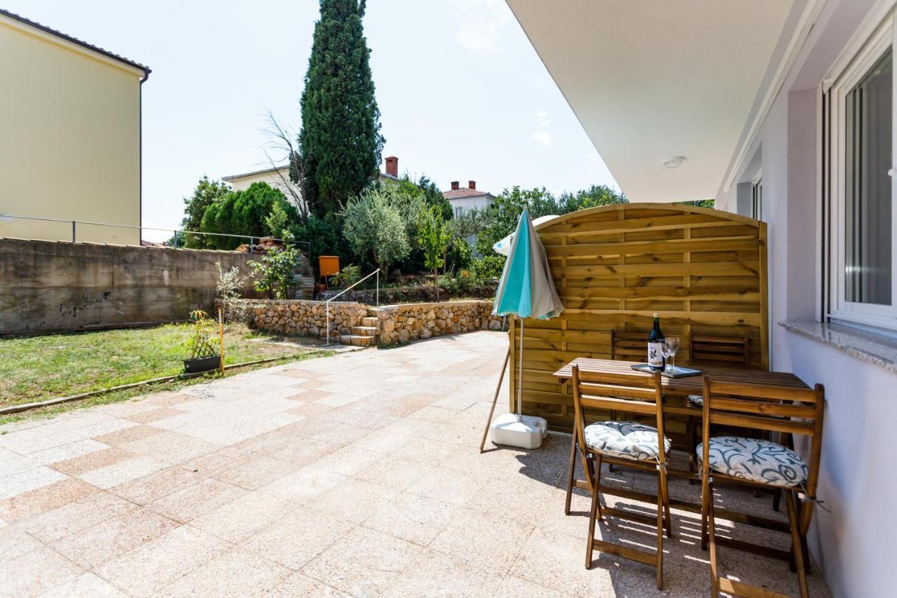 Golden Island Apartments Krk Town Exterior photo